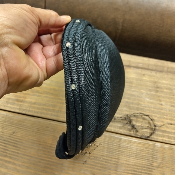 Women's Vintage Black Pill Box Hat with Sparkly Rhinstones - Picture 7 of 9